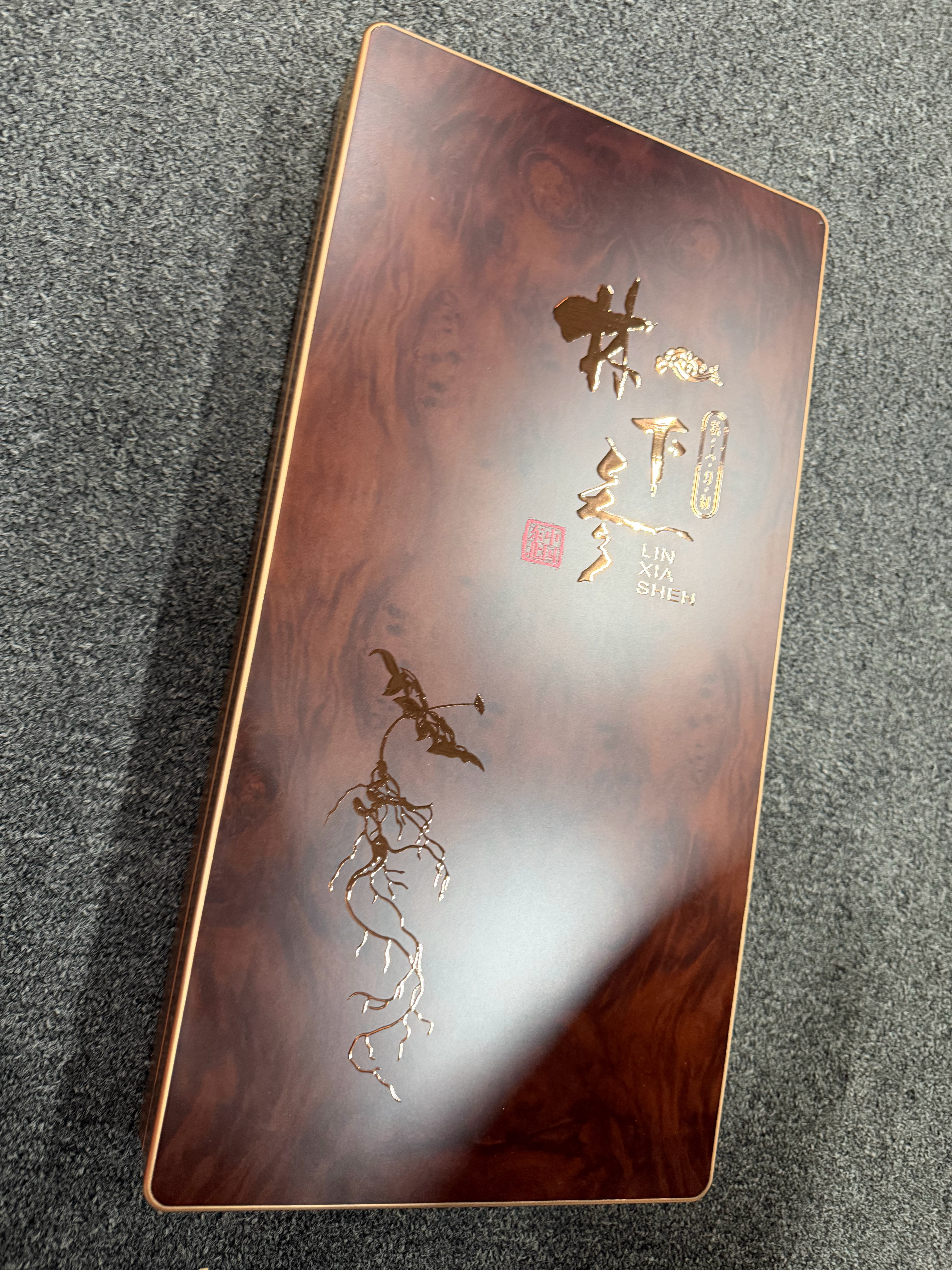 经常看的内容导致营养跟不上，哥们给我寄了这么好的人参补补身子，太有心了 