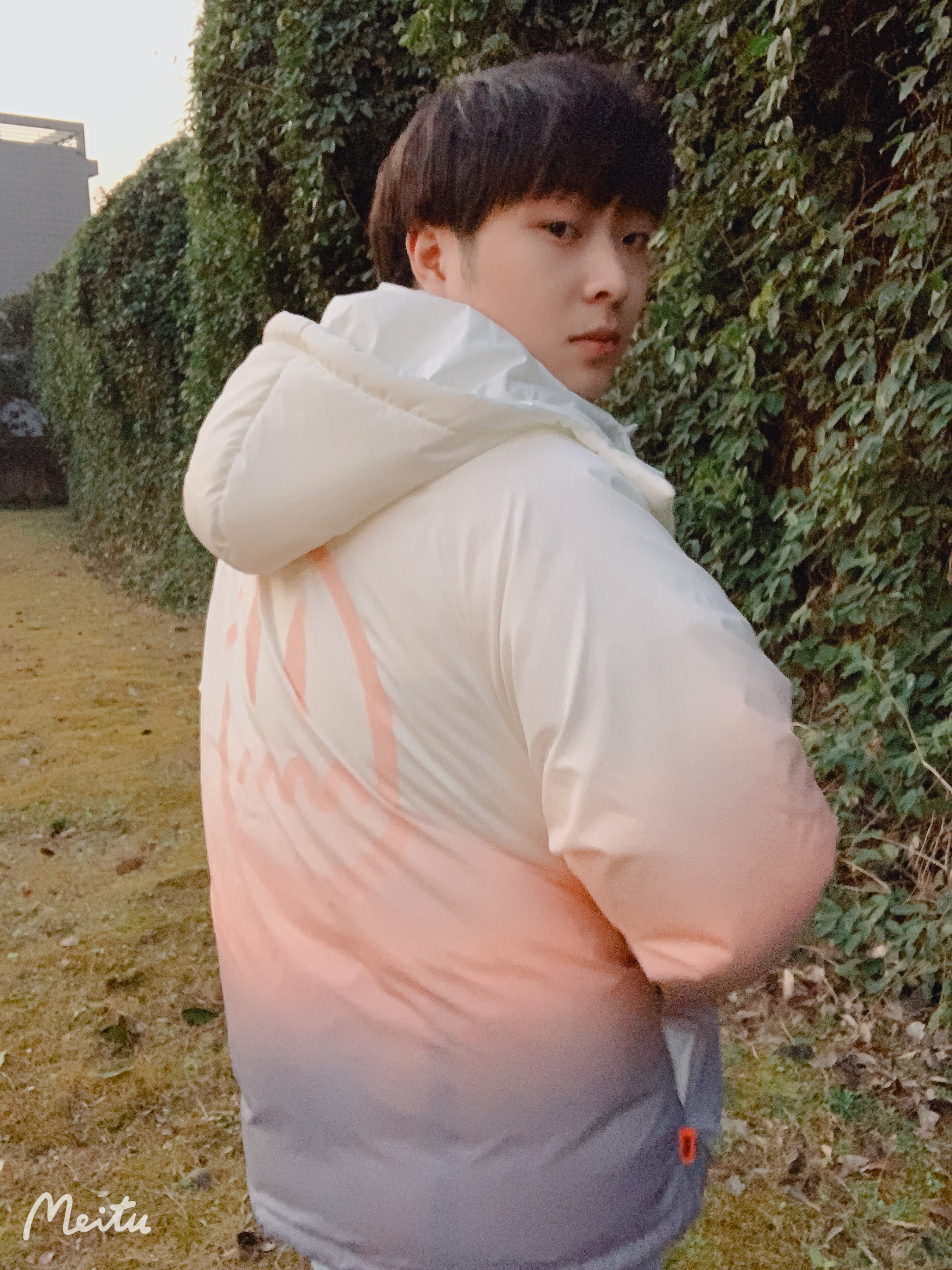 😅😅😅半天憋不出几个字了，我就是想发两张自拍  ​​​