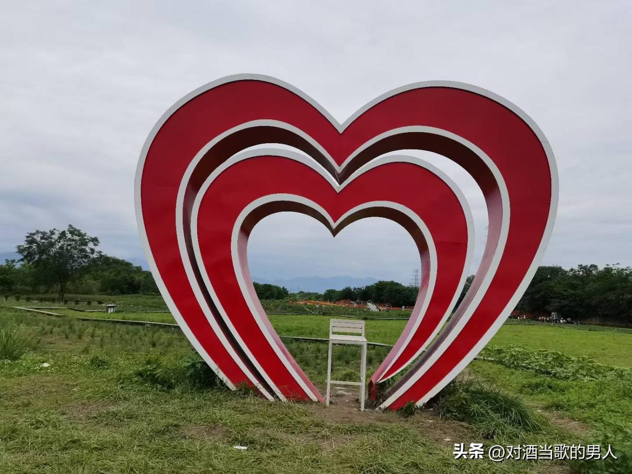 婚姻生活时间长了，靠良心和责任维持，而不是靠肉体关系维持。
男女之间的新鲜感是有