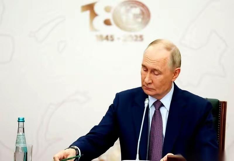 普京这话翻译过来就3句：仗快赢了，地归我，要谈找美国！
 
谁品出普京的真实意图