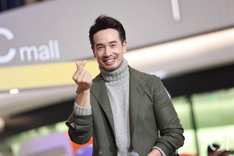 陳茵媺奉老公陳豪之命去舖頭突擊檢查　員工大講好話：係唔係擦鞋視帝陳豪除了專注演藝