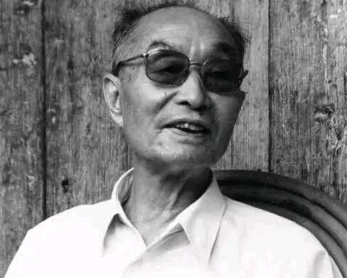 1987年，退伍老兵赵保群正在家午休，政府人员却找上门，对他说：“别睡了，国防部