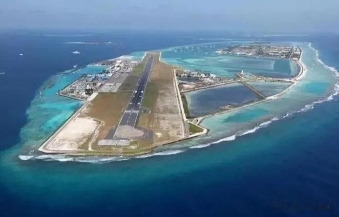 南海大变身！中国成功造出超级大型“海上基地”！

中国在南海的领土争端问题一直备