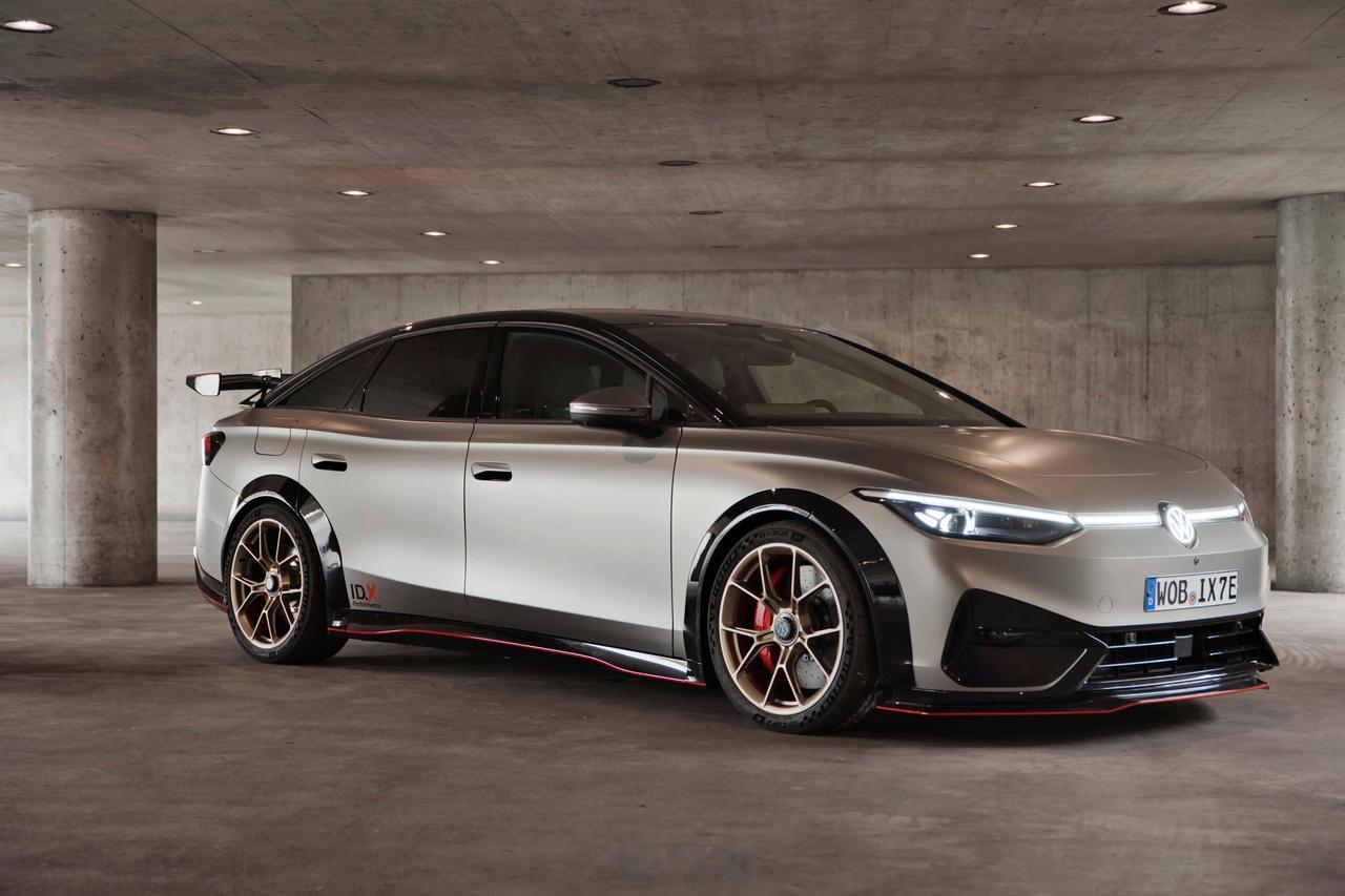 大众 ID.X Performance
大众发布了全新ID系列概念车，该车将基于