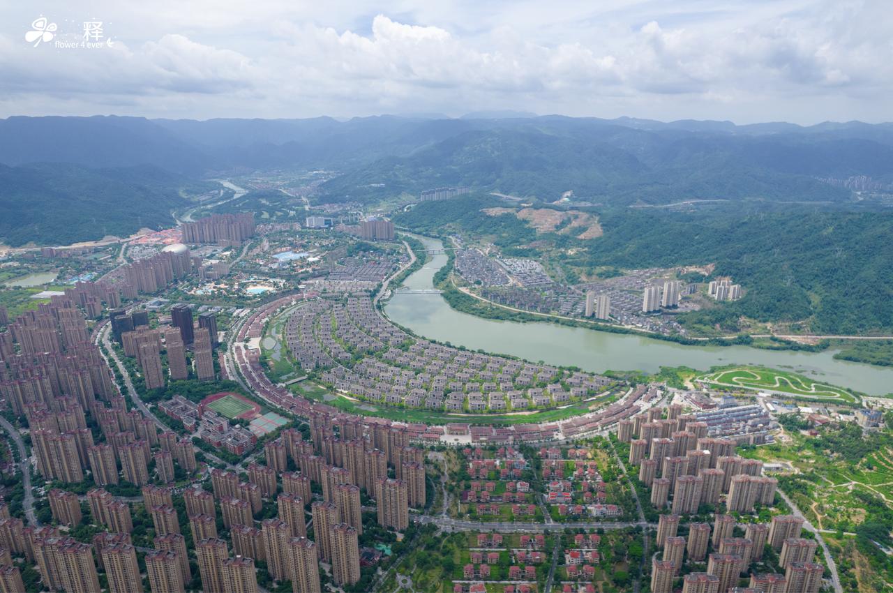 福建版鹤岗贵安，楼市起飞了
国庆节至今贵安的二手房成交量明显激增，仅仅贝壳体系就