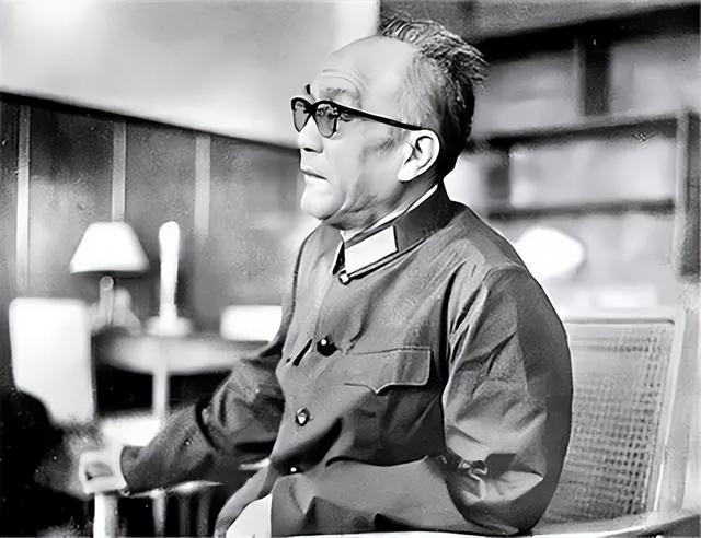 1986年黄克诚临终之际，对新四军24团2连念念不忘，这是为什么？
 
这个连队