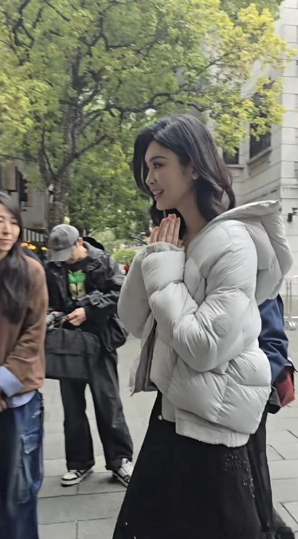 奚梦瑶这事业心好强！结婚生子还学粤语、读港大 EMBA