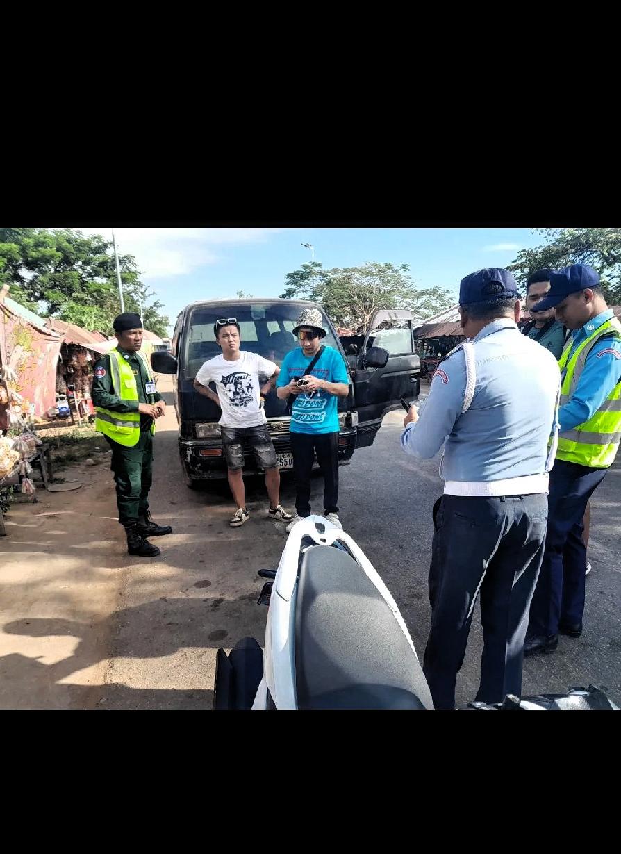 炸的好！
据柬埔寨当地媒体报道，近日，随着战火已经席卷柬埔寨边境6省，边境地带的