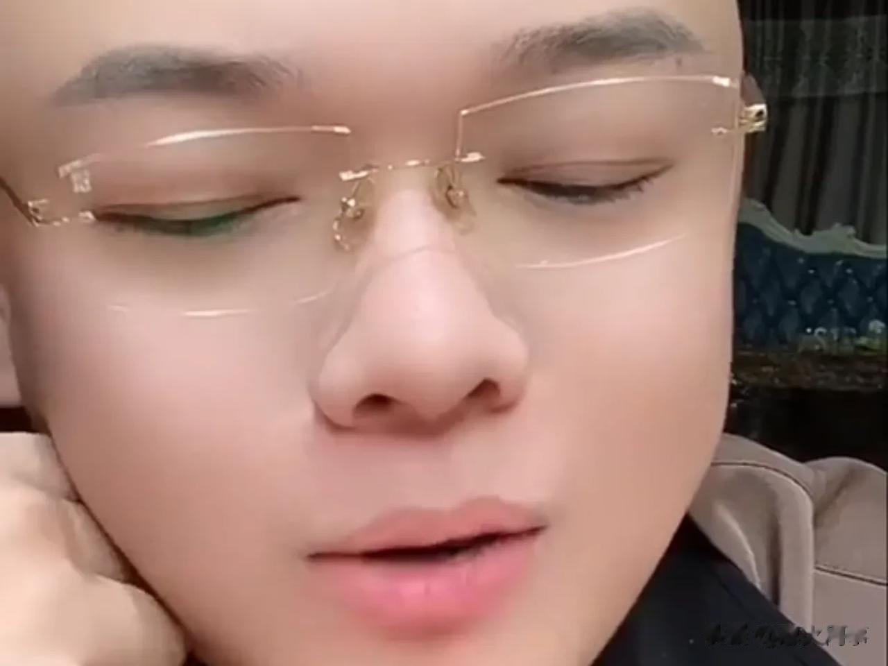 财神风质问辛巴，你的爱guo情怀在哪里？？？

财神风喊话辛巴，你口口声声说ai