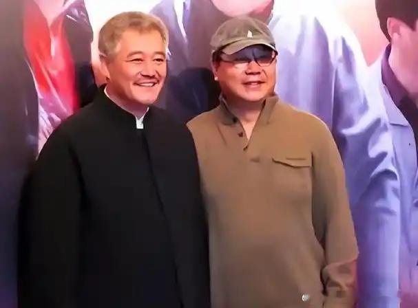 让我们将时间拉回到2009年。2009年，电视剧《关东大先生》发布会上，赵本山谈
