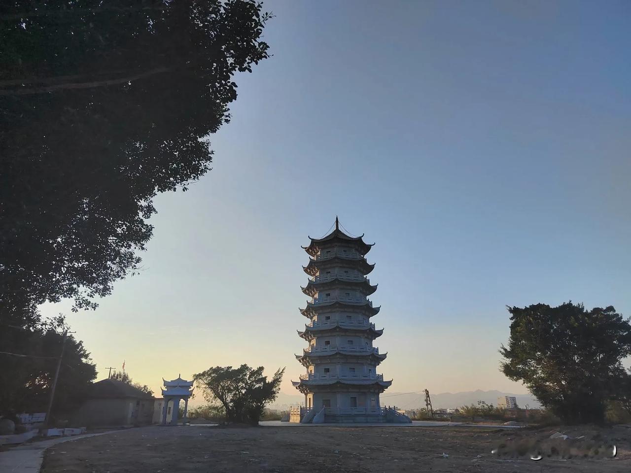  身边的风景·涵江景点探寻

在涵江，有伏虎传说的囊山寺是休闲的好去处。因山似伏