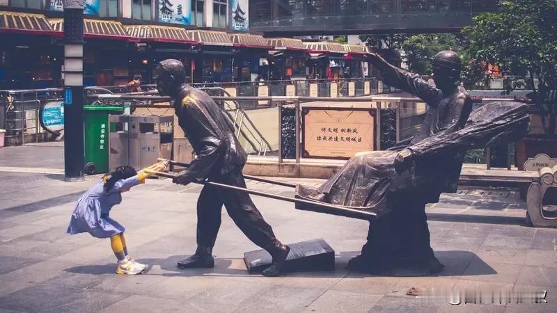 让理想等等时间
人生路漫长且艰难，不知何时，我们失去梦想，变得市侩，变得势利，只