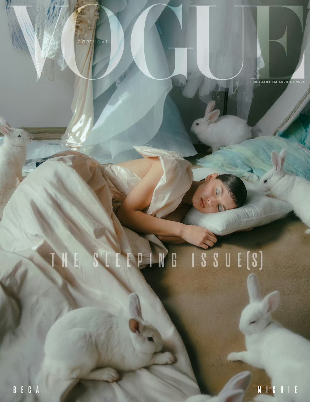 梦回刘亦菲。 范晓牧。 过去太多年了。看到一群小兔子。还是会瞬间想起来…  永远