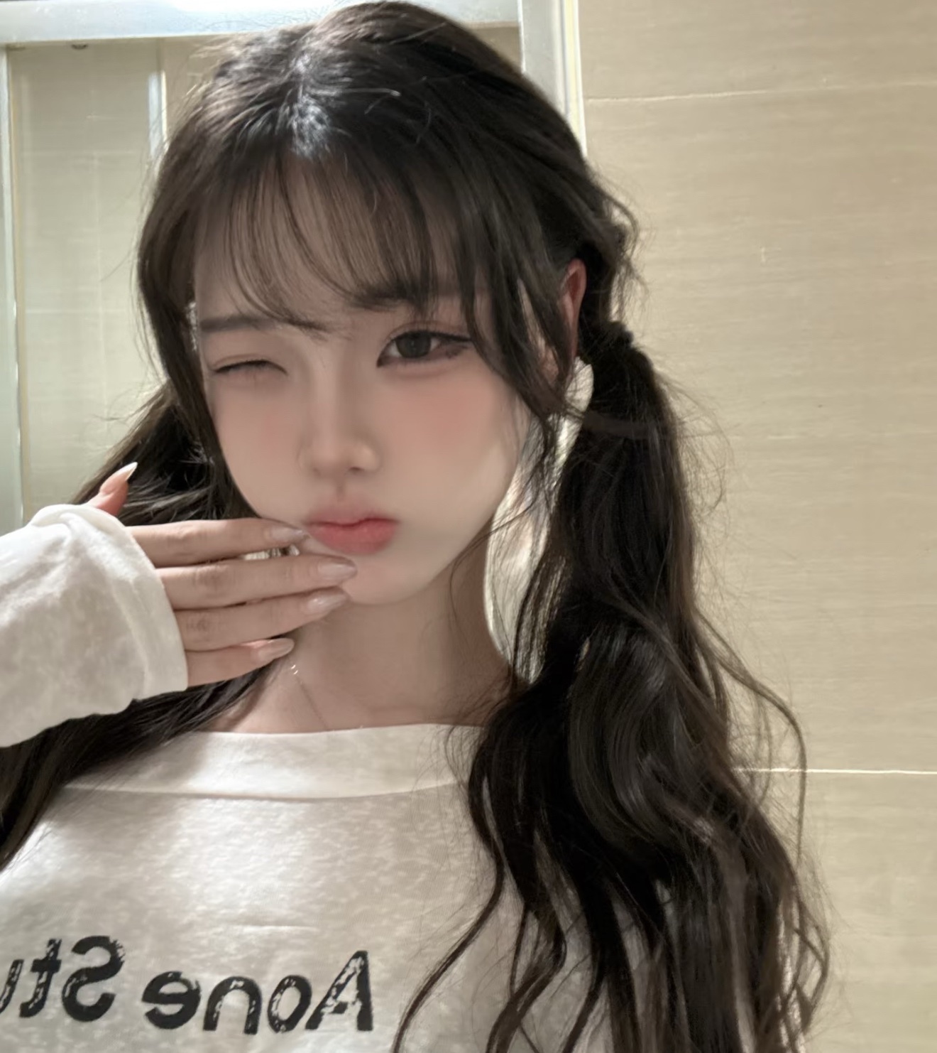𝐖𝐞𝐂𝐡𝐚𝐭｜韩系ins感小众女生头像分享𝑆𝘩𝑎𝑟𝑒.🧃