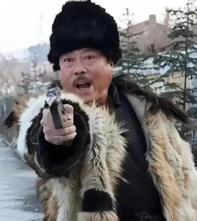1968年，一个刑满释放的土匪齐达榜，在赶车的路上，认出一个70多岁衰弱的老农民