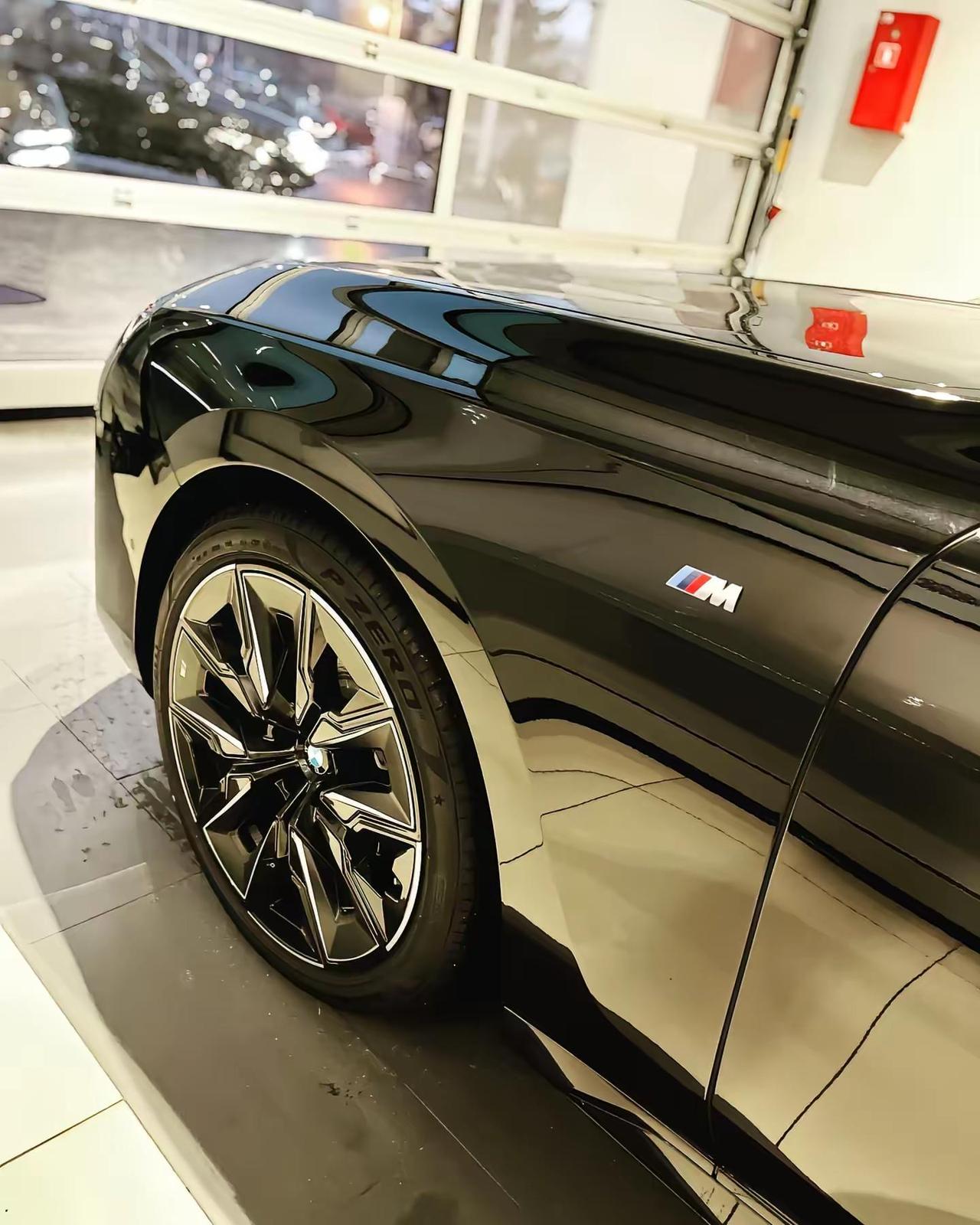 劳斯莱斯平民版？全新一代宝马7系来袭。宝马7系