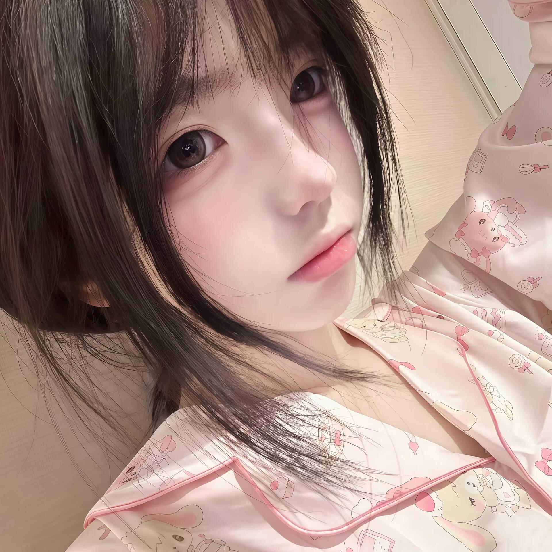 ​​​​​​WeChat ｜氛围感女生头像 ​ ​​​