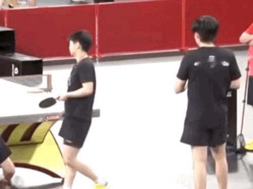 王楚钦孙颖莎vs林钟勋申裕斌[拳头] ​​​