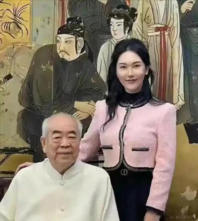 范曾的眼光也不错吧！ ​​​