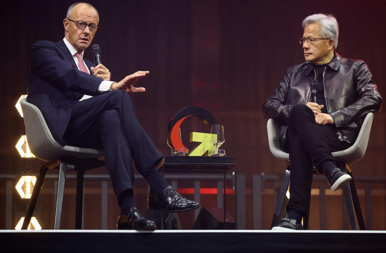 当着德国总理的面点破差距，黄仁勋一句话，戳穿欧洲工业的困境
黄仁勋当着德国总理道