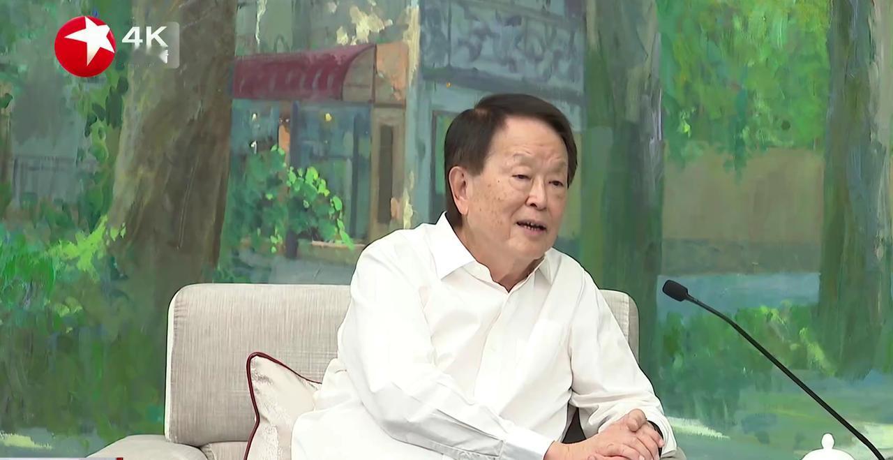 10月15日，新加坡丰益国际集团董事局主席兼首席执行官郭孔丰一行，在上海。

据
