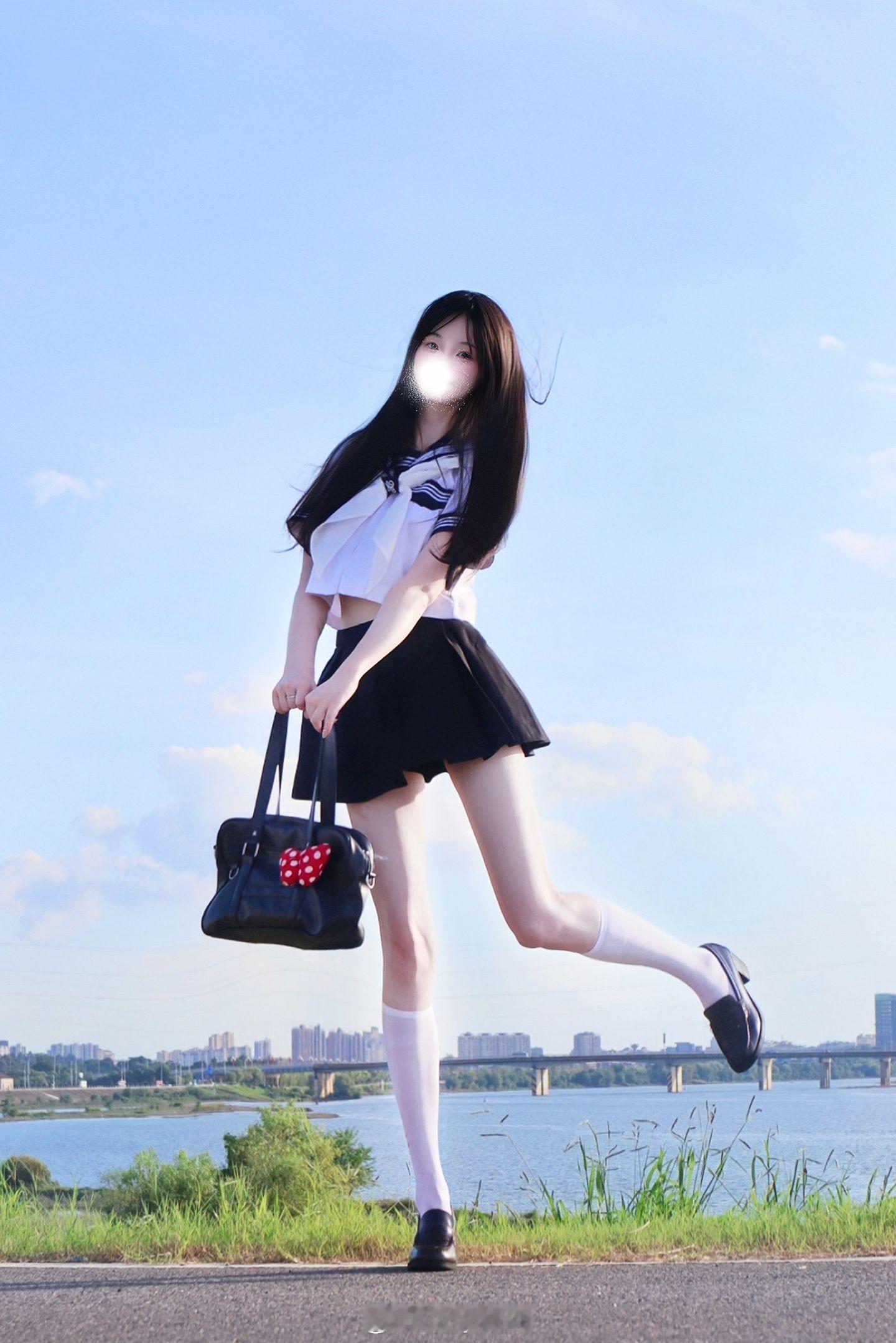 水手服好适合夏天 ​​​