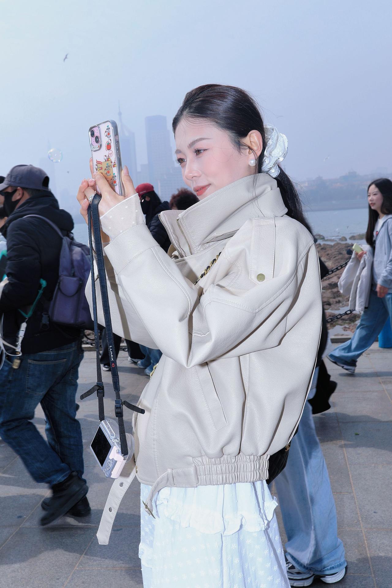 人像摄影约拍跟拍 海边美女 白裙子穿搭 我镜头里的美女原创原图直出照片