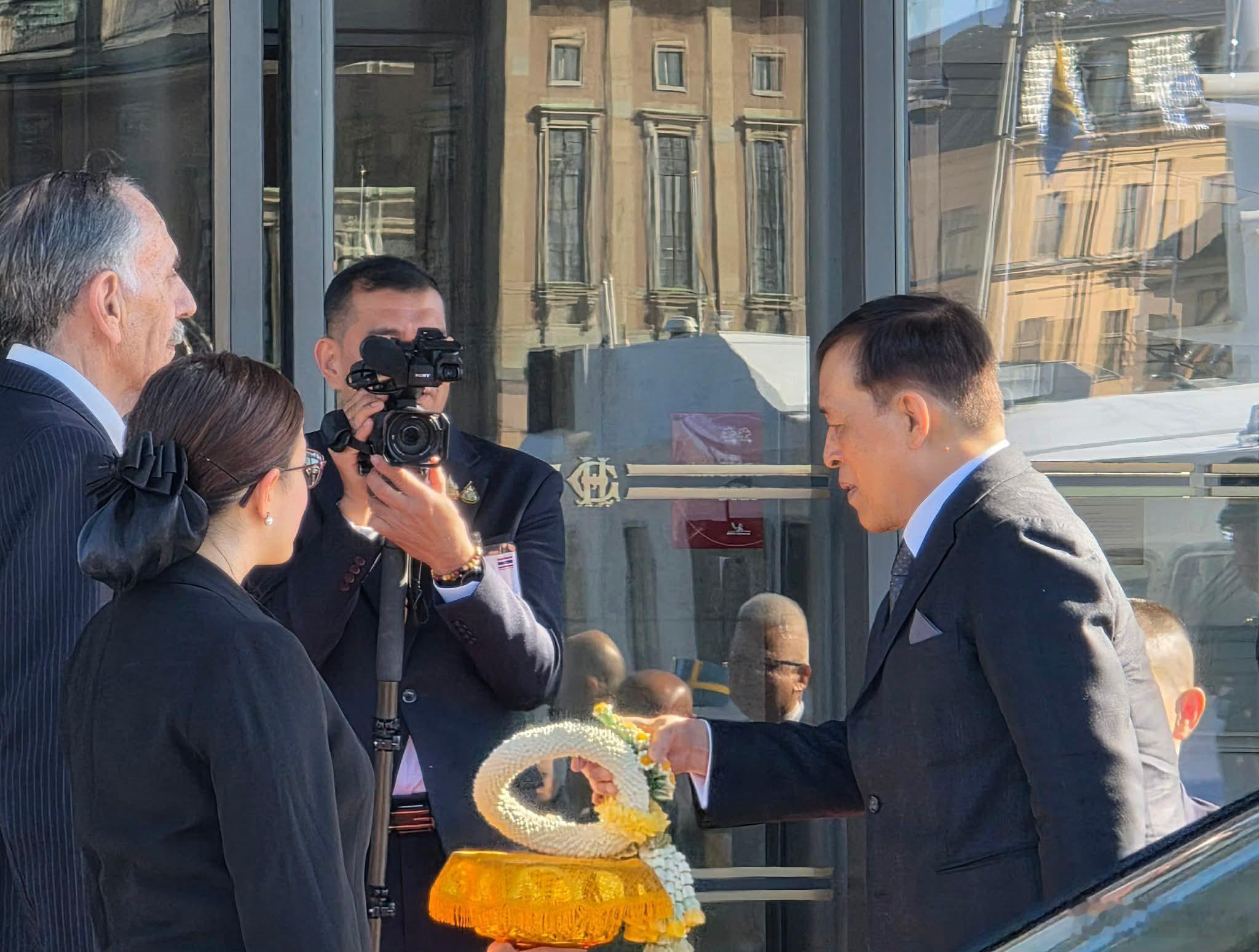 泰国王室 🇹🇭🇸🇪4月29日，泰国国王哇集拉隆功和王后苏提达下榻斯德哥尔