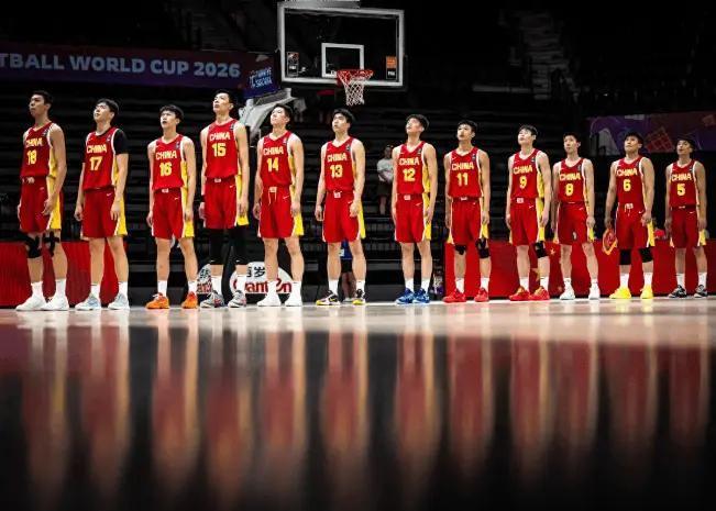 U17男篮世界杯，中国队迎来最关键一战！

八分之一决赛对手法国，胜则争夺1～8