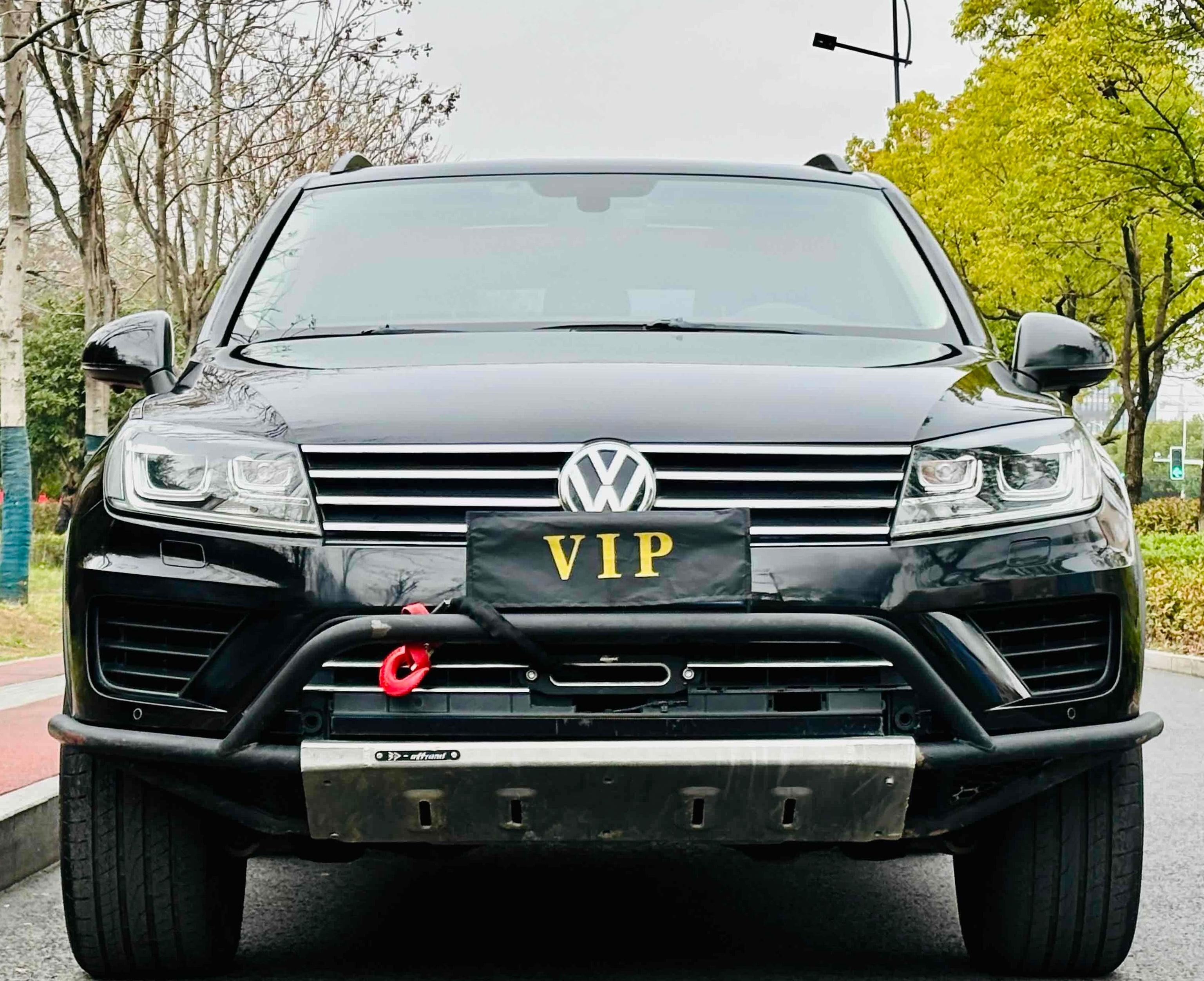 托森差速器、V6 3.0T排量、并且拥有悬架高低软硬可调的途锐，简直是太完美了。
