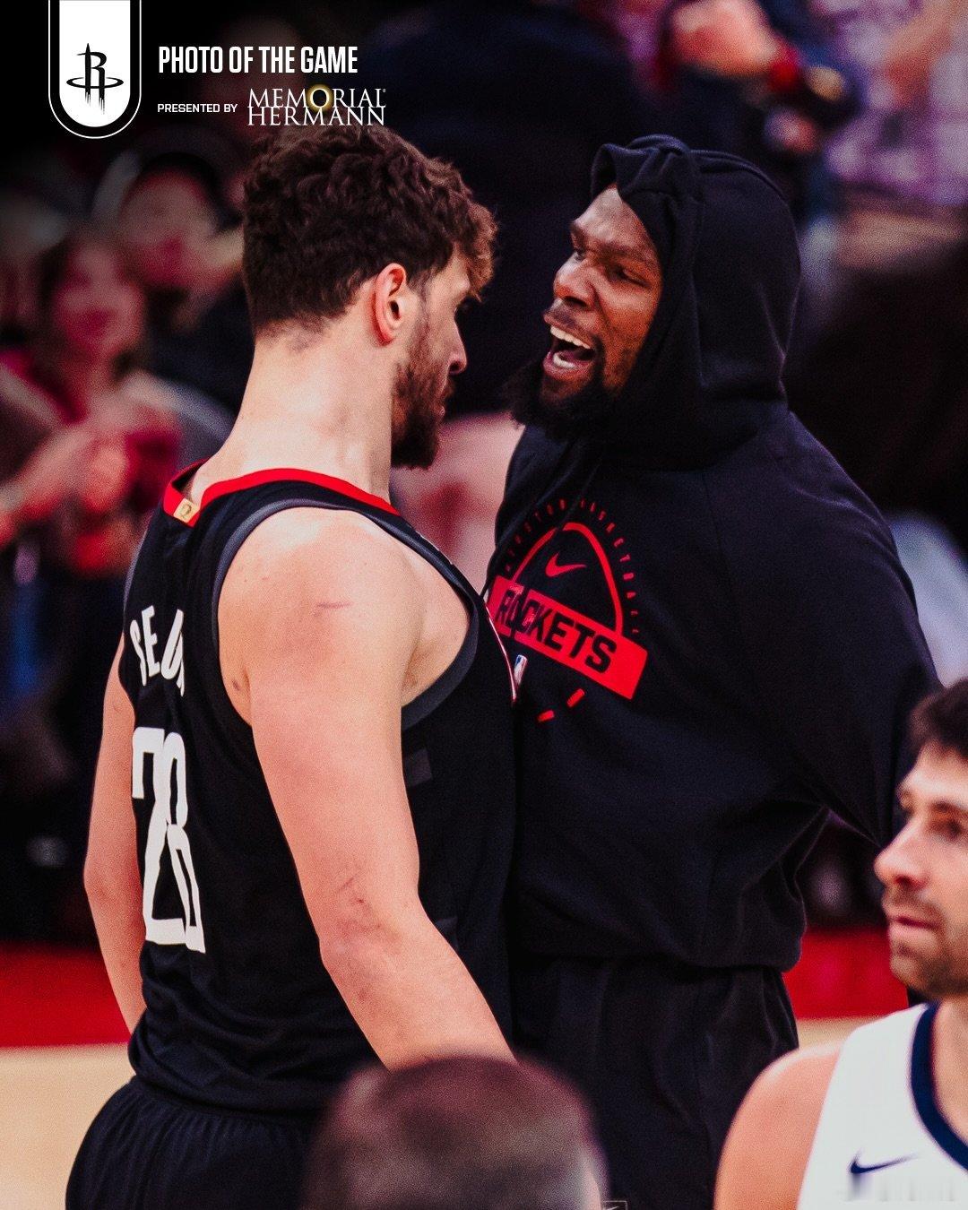 有惊无险，收下胜利✌第四节申老师发力带走比赛申杜各砍33分阿门8＋8＋14休斯顿