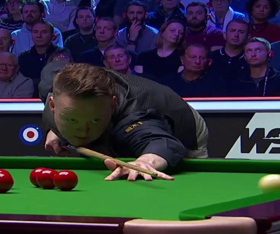 英锦赛八强产生
英锦赛八分之一决赛最后两场结果：
墨菲6：5逆转希金斯，
霍金斯