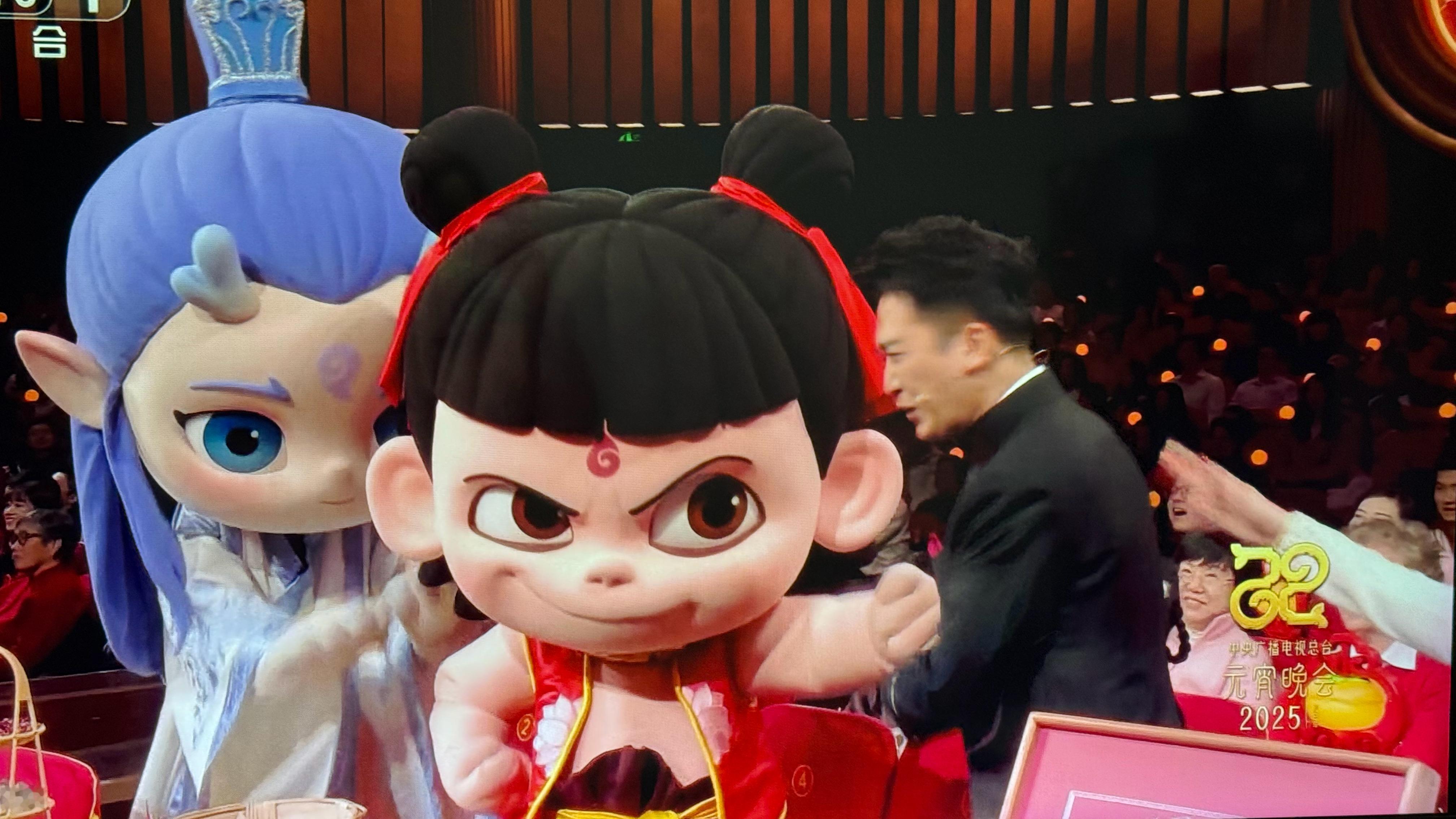 我不行了。。。这个饼饼让藕藕消消气。。。那个藕藕拉拉饼饼手让他快坐下来。。。 