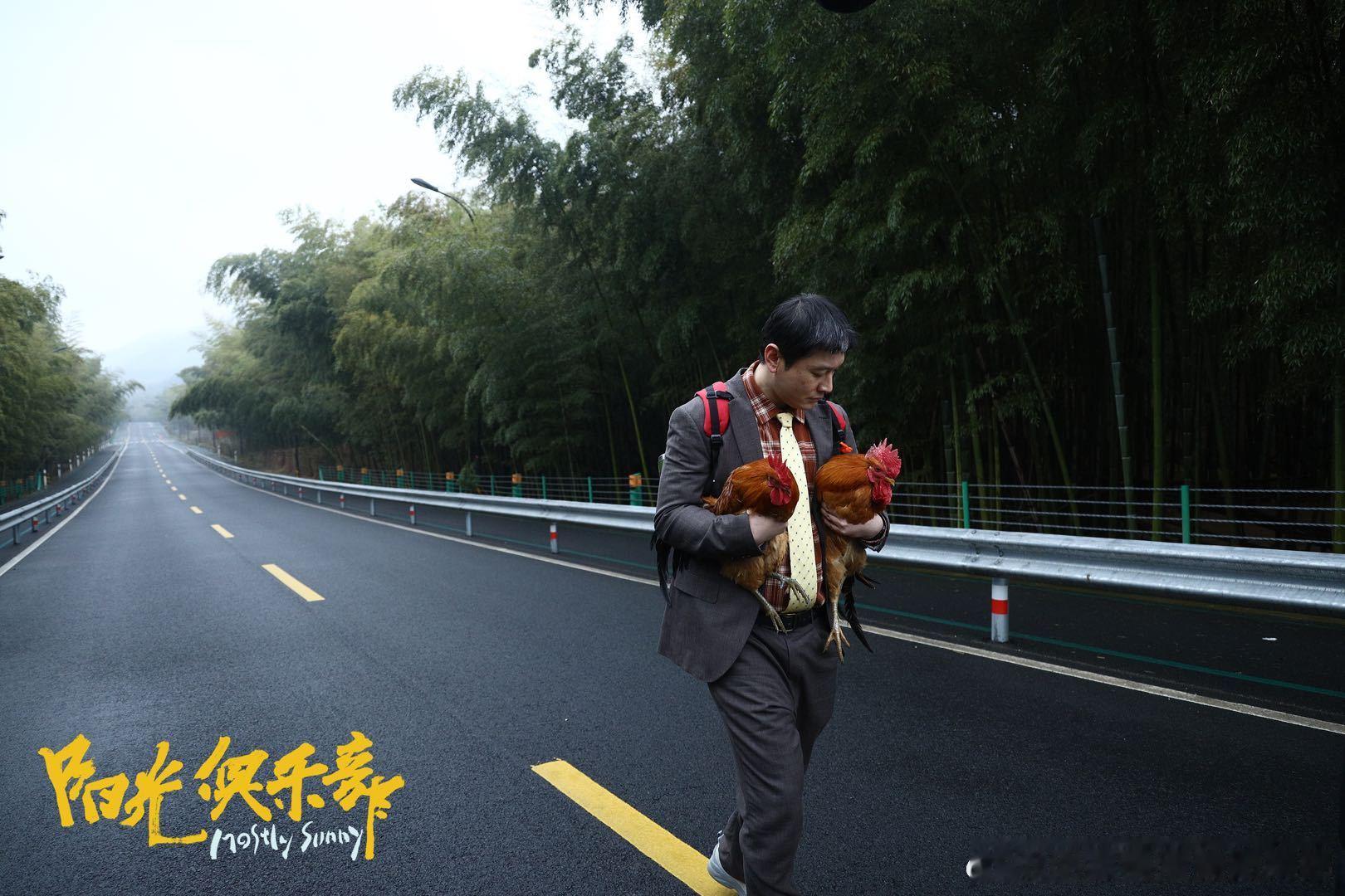 黄晓明《阳光俱乐部》清华首映获赞 让纯真拥有撼动人心的力量  出道多年，黄晓明始