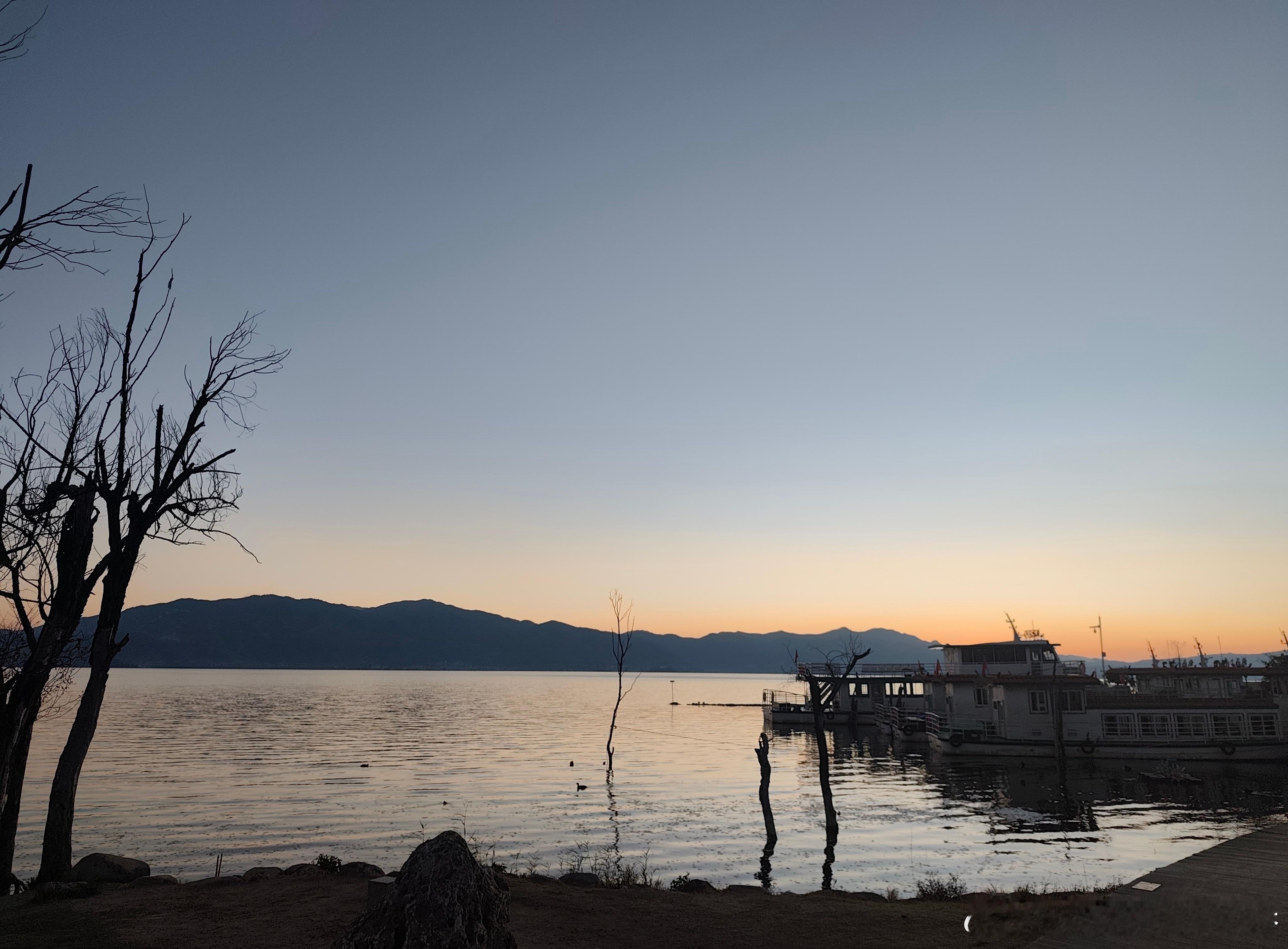 生活手记爱情观念的差异，是亲密关系里隐蔽却尖锐的矛盾点。它无关对错，只关乎契合度