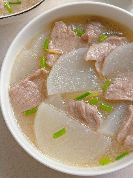 鲜美清甜的萝卜瘦肉汤，真的好喝！！！