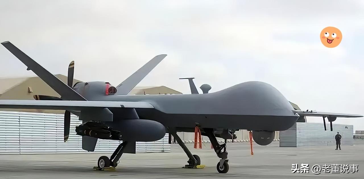 说出来你可能不信，伊朗的无人机竟在茫茫大海上，把美国的航母给“揪”出来了！美军急