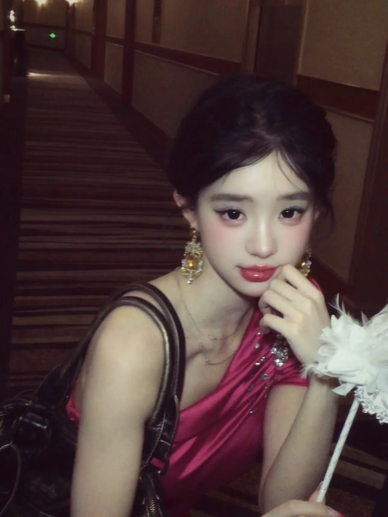 五倍速成长的一年。非常痛苦 但是爽 感谢离开 感谢伤害 感谢爱（博主姐姐 ）