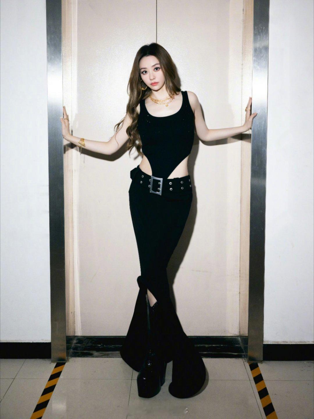 电视剧《枭起青壤》OST ：张靓颖 