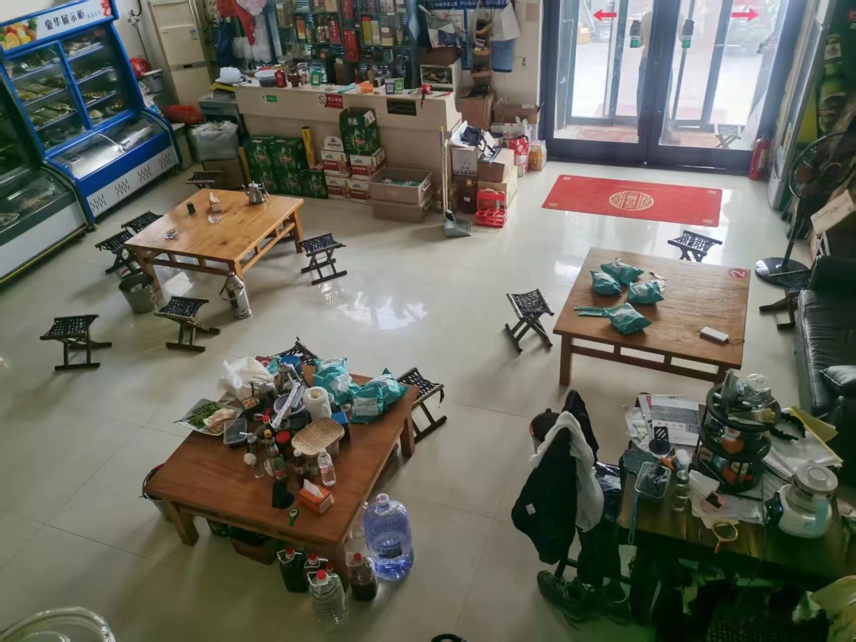 临沂一饭店老板发视频遭45万罚单区区一个视频，居然开出45万罚单！这种执法者以为