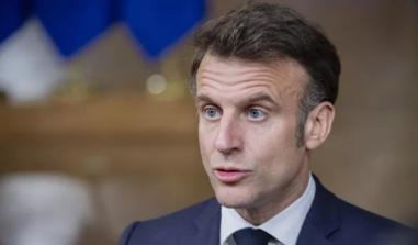 法国已经下场了，马克龙表示会将戴高乐航母派往中东地区，这一下中东会出现三艘航母的