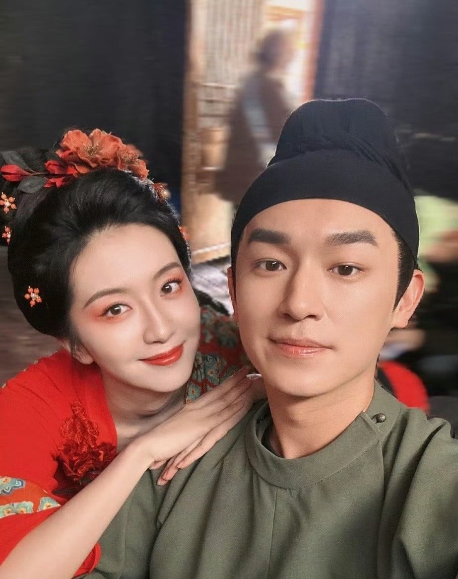 唐诡3 卢凌风前CP团建卢凌风怎么回事？居然在唐诡里看到了你这么多前任cp，咱就