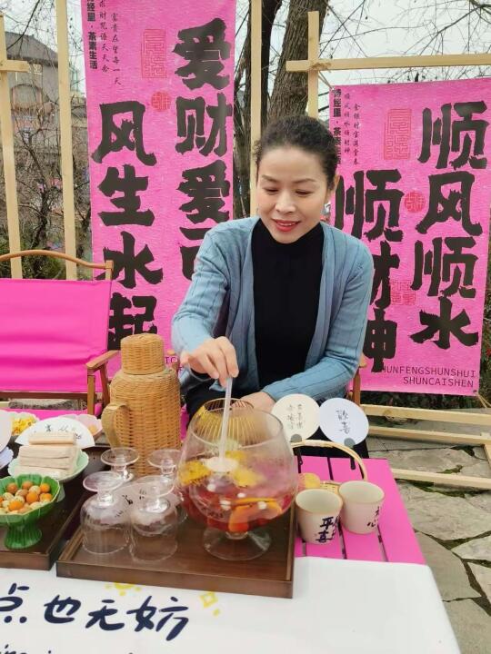 50岁姐姐的仪式感｜优雅无龄 自有香气