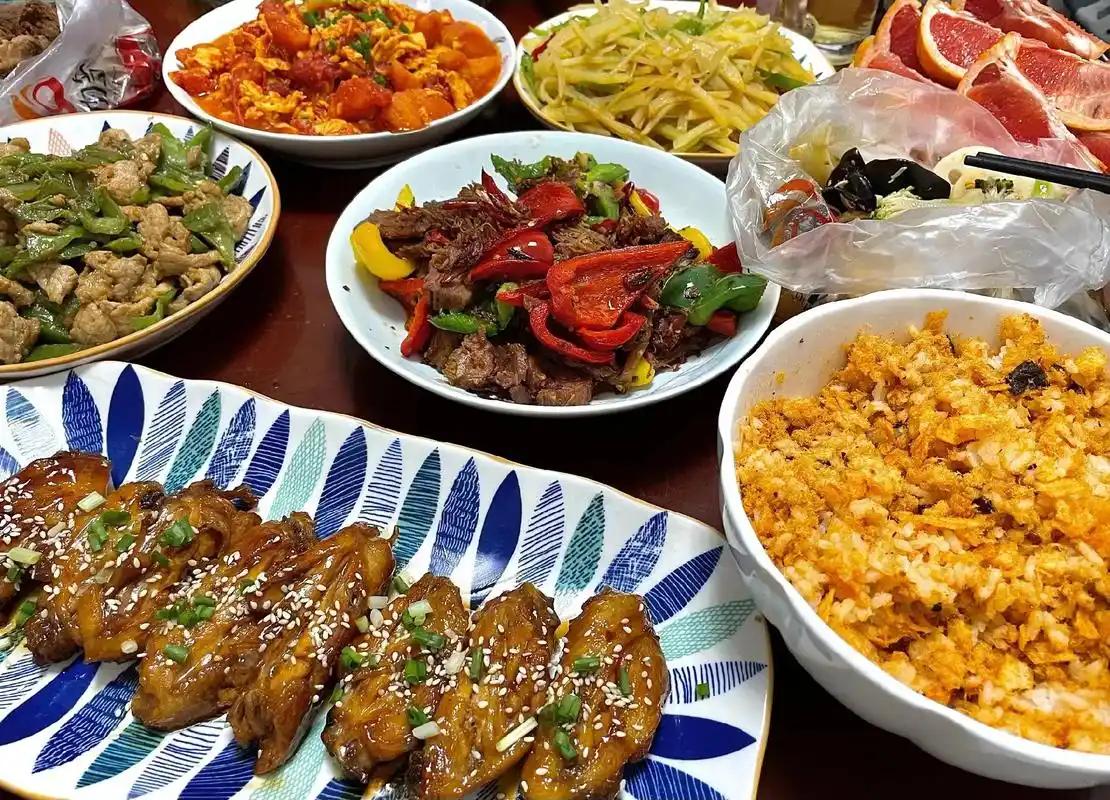 快过年了，各种聚会很多了，同事约饭局，亲友之间的饭局也不少了，可能是吃的太丰富了