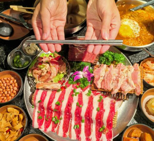 韩国人吃肉量真的是和中国人差不多吗？咱先看一组数据，根据联合国粮农组织 2022