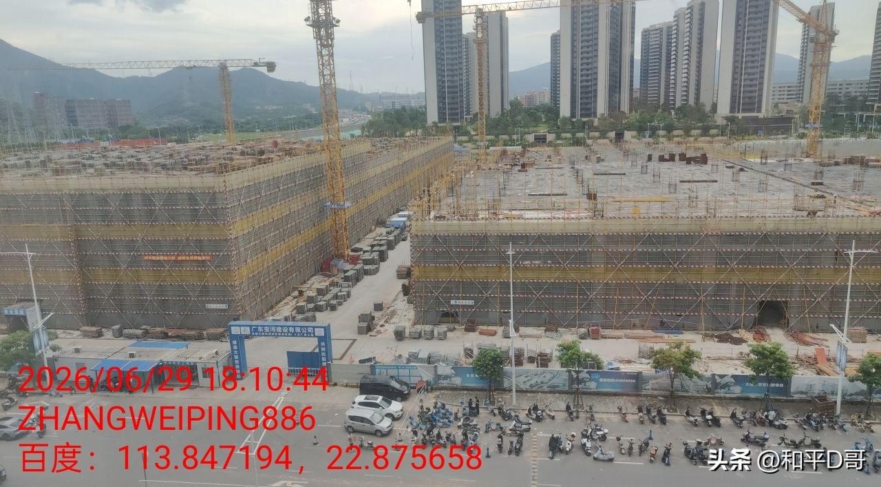 AI算力行情，到底变没变？
 
一句话总结当下市场：没变，但又彻底变了。
 
不