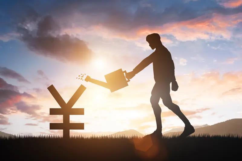 挣钱最终为了什么？不同阶段答案不同。年轻时，挣钱是为了生存。房租、吃饭、穿衣，样