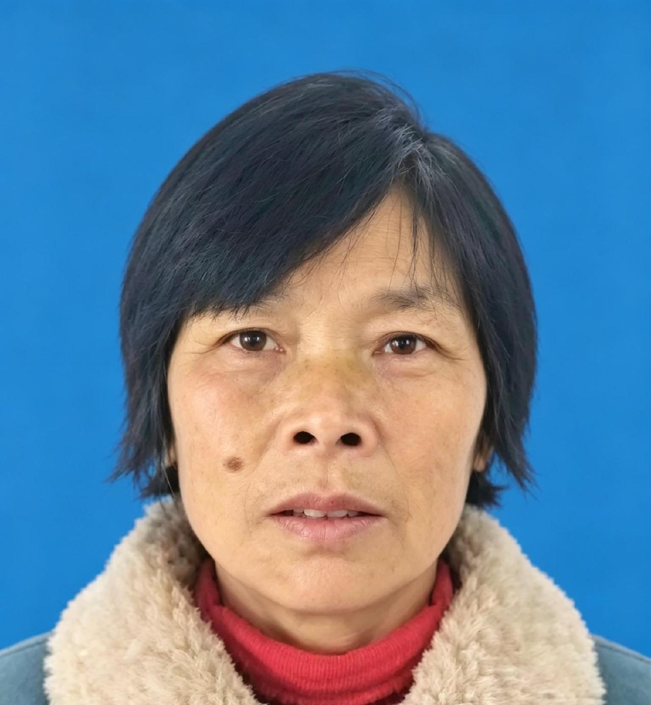 廖润英，女，1969年8月生，江西省新余市高新区水西镇槐江村村民。家中姐弟四人，