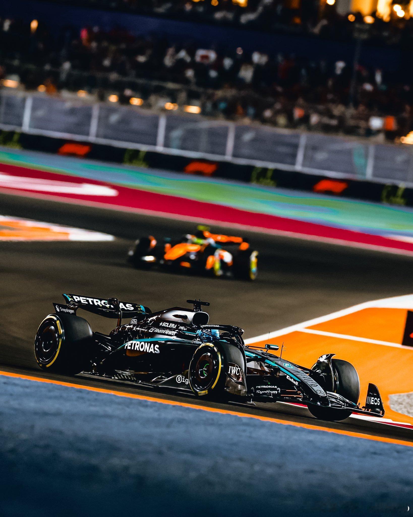 维斯塔潘夺F1卡塔尔站冠军维斯塔潘，又一场很精彩的分站，卡塔尔大奖赛冠军🏆把悬