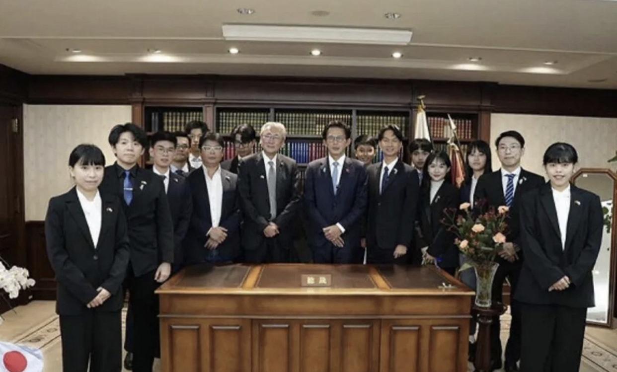 台湾民众党黄国昌率团访问日本，原本想约访日本亲台派政治人物，但因中日关系紧张，全